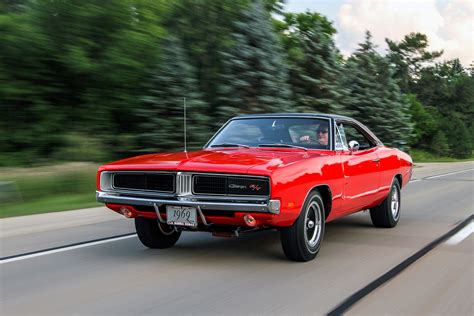 dodge charger rt-4